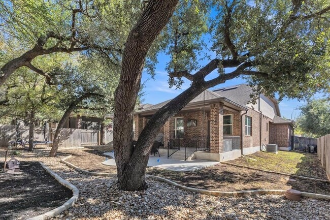 Building Photo - 4421 Trinity Woods St