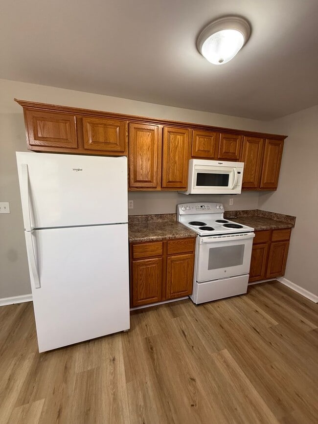 Building Photo - Beautiful House with Privacy