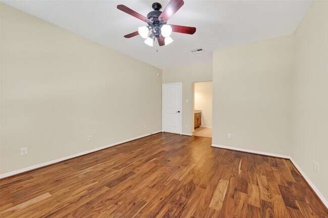 Building Photo - 28423 Tall Juniper Hill Dr