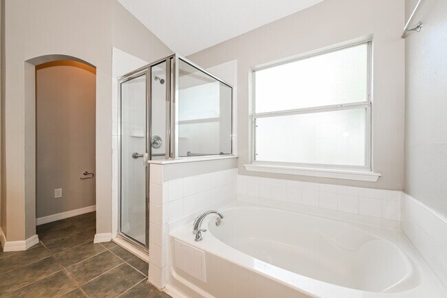 Building Photo - 12586 Brookchase Ln