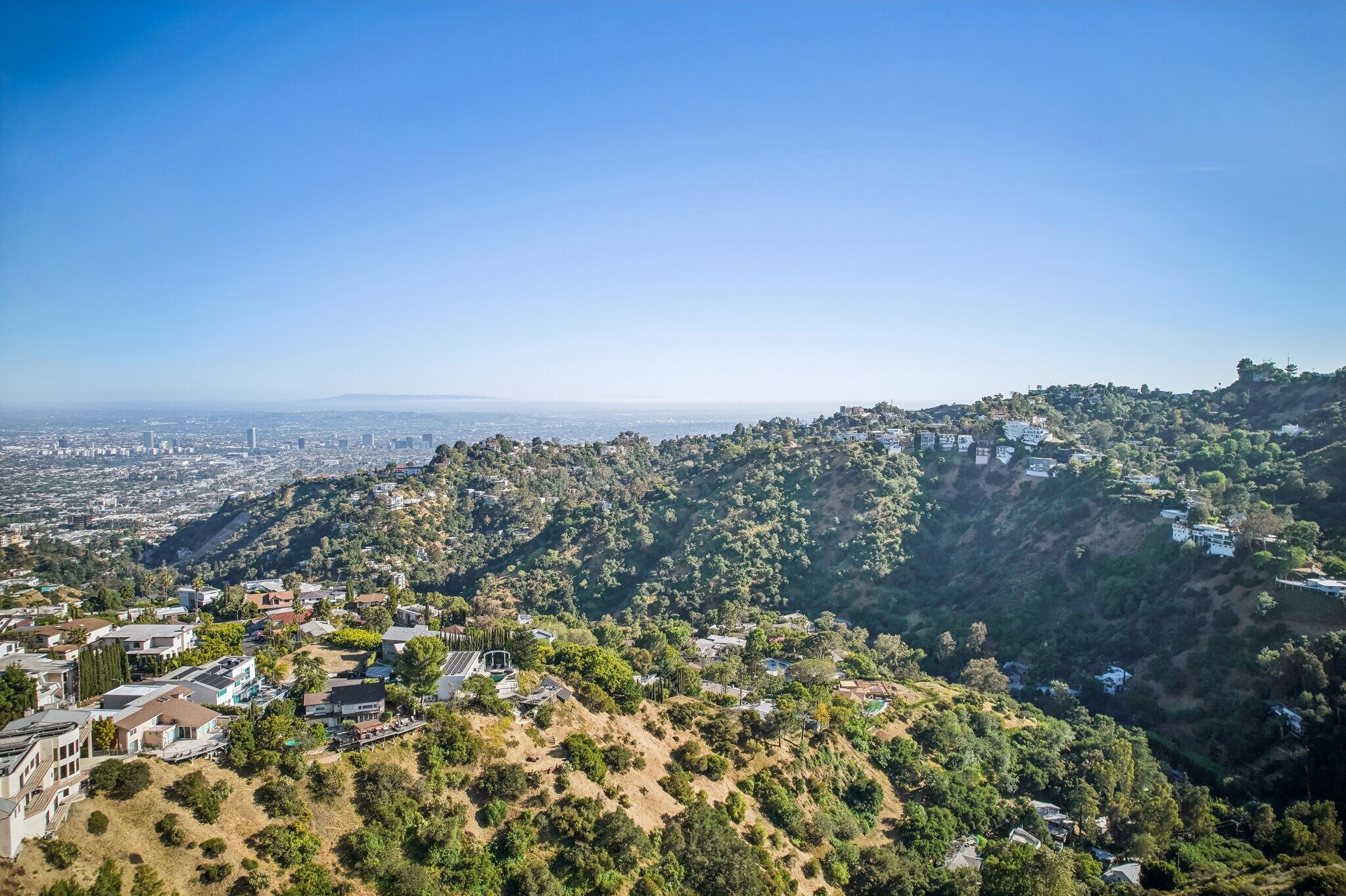 Building Photo - 2411 Mount Olympus Dr