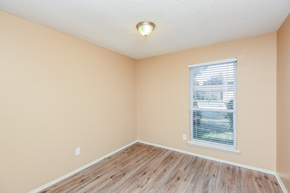 Building Photo - 3713 Arnold Dr