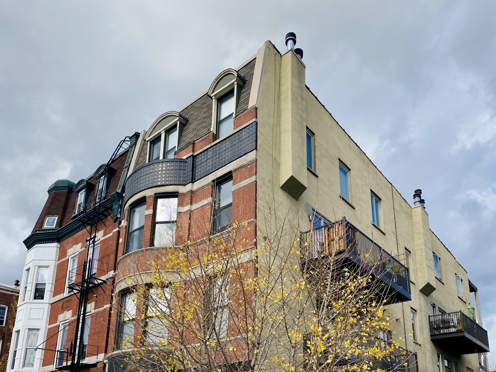 Building Photo - 1432 W Erie St