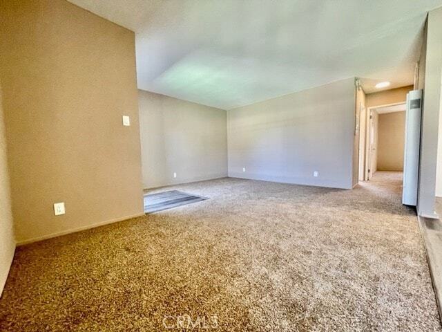 Building Photo - 815 N Rose Ave