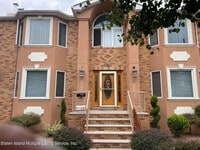 Building Photo - 81 Seacrest Ave