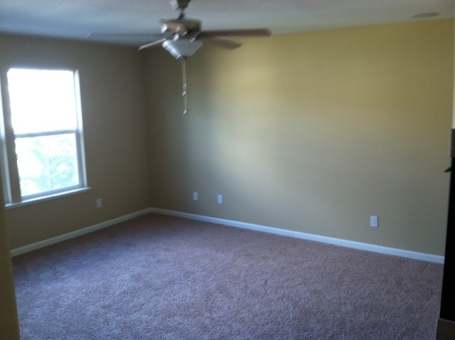 Building Photo - 760 Greentree Cir