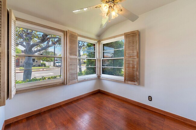 Building Photo - Cozy El Segundo Home Rental!
