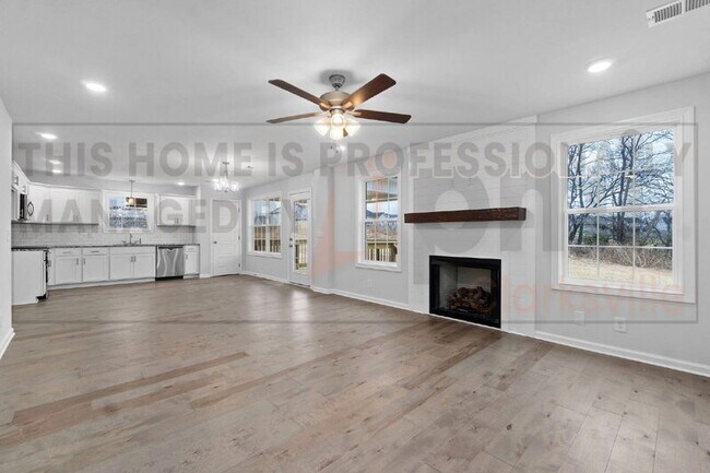 Building Photo - 787 Jodine Ann Dr