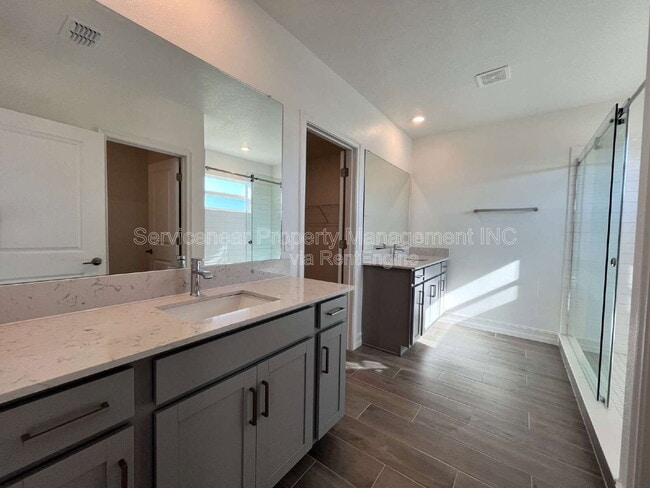 Building Photo - 7016 119th Ct E