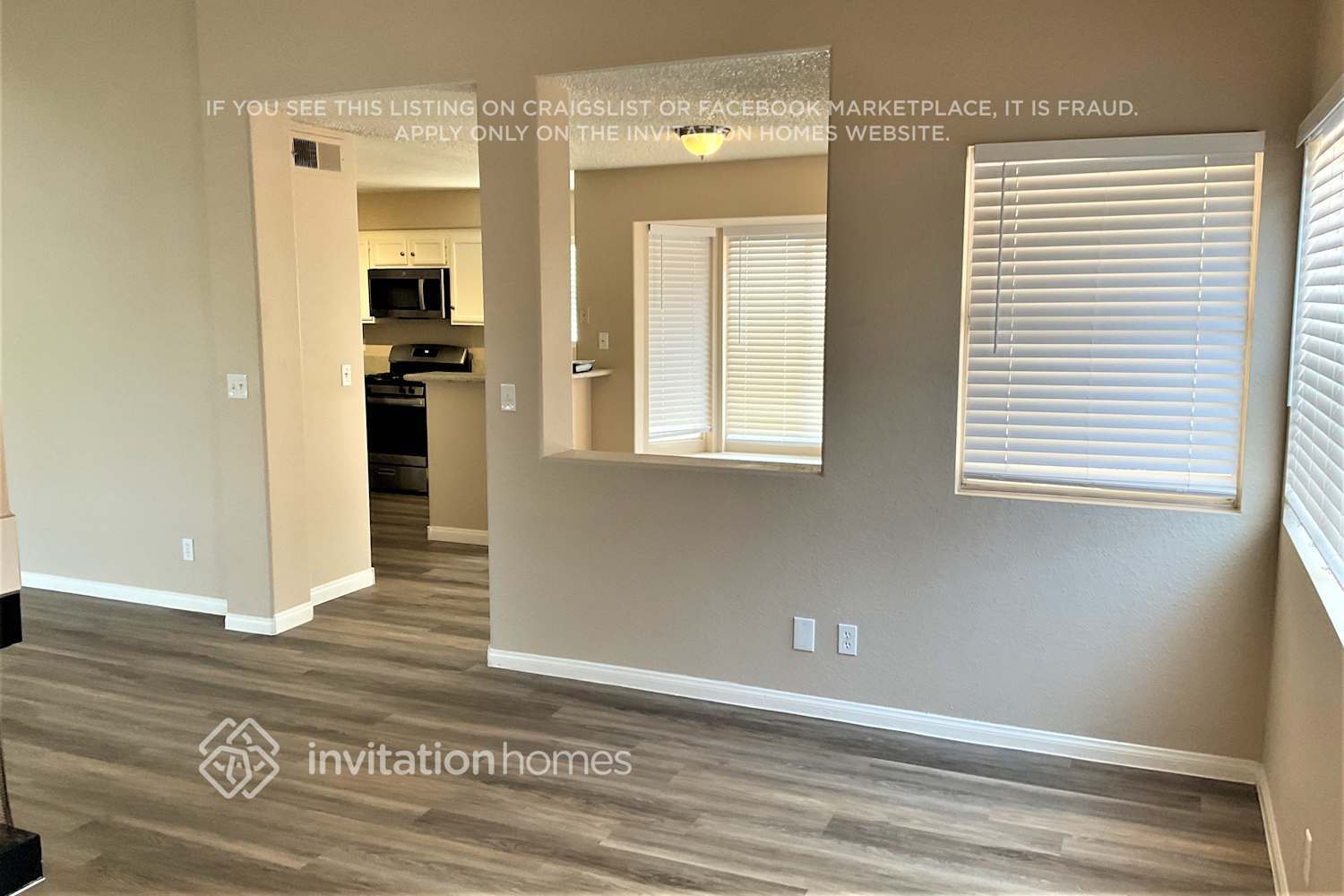 Building Photo - 3301 Hyannis Cir