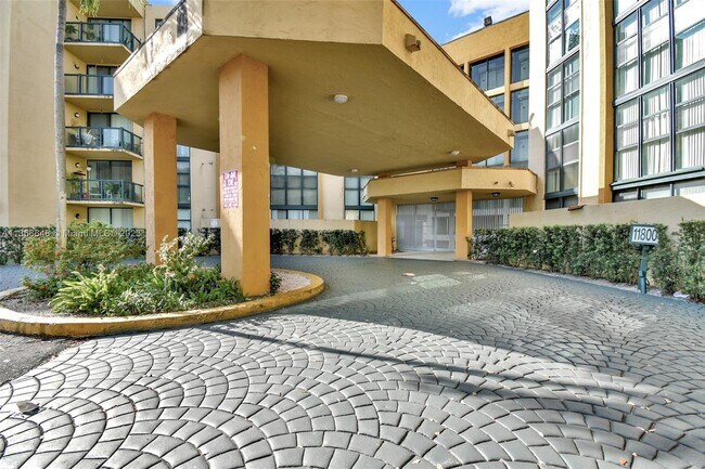 Building Photo - 11800 SW 18th St