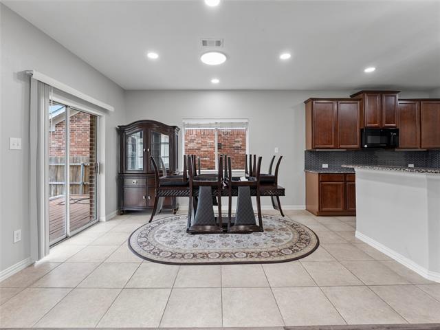 Building Photo - 2308 Fountain Gate Dr