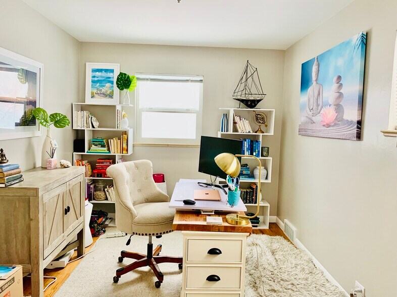 Building Photo - 1617 S Jackson St