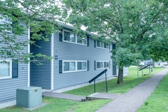 Building Photo - 92 Quarry Hl Rd