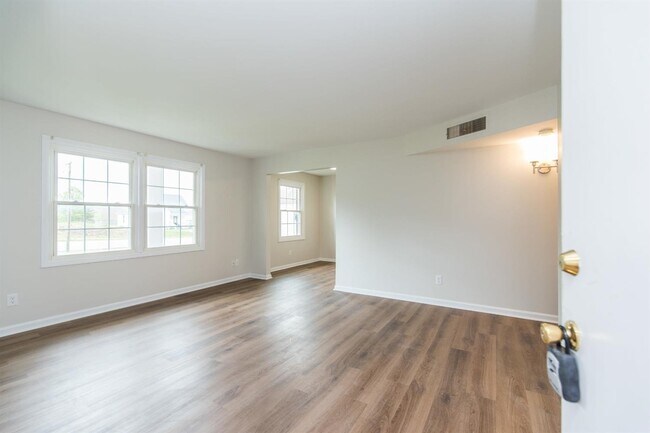 Building Photo - 429 Chestnut St