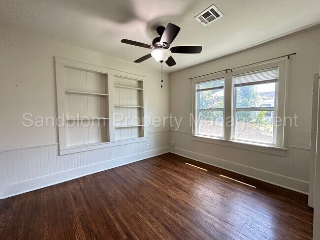 Building Photo - FOR LEASE | University of Tulsa | Availabl...