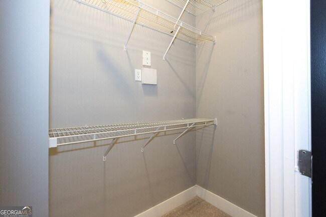 Building Photo - 1195 Milton Terrace SE