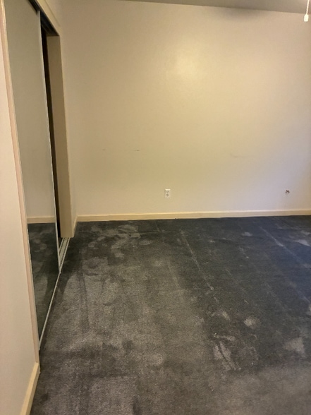 Building Photo - 3300 Brookdale Ave