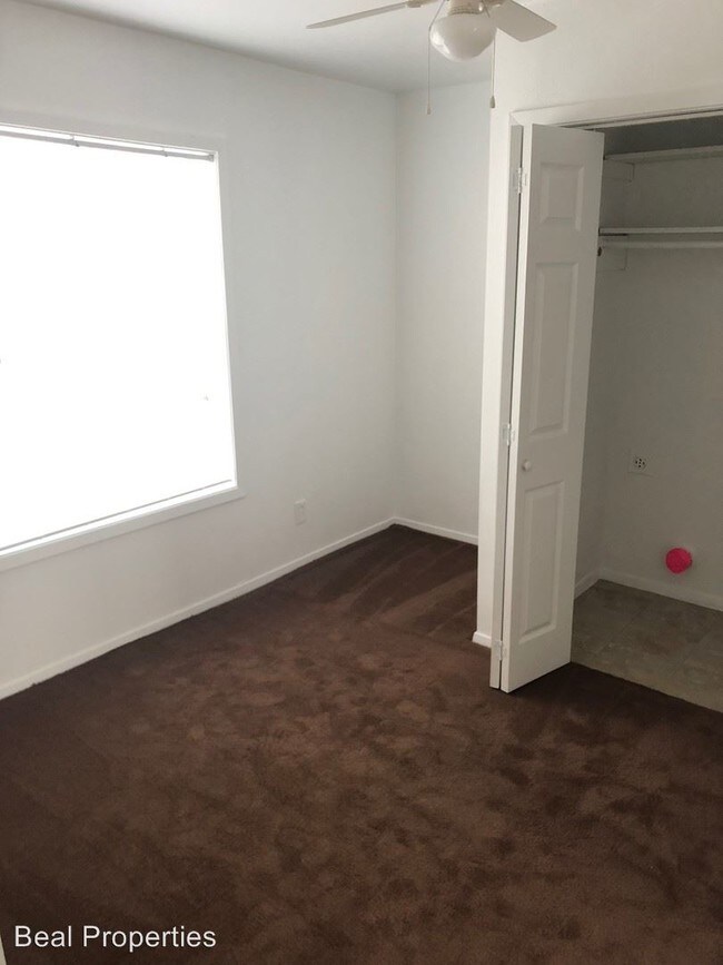 Building Photo - 2 br, 1 bath House - 1520 Broadmoor B
