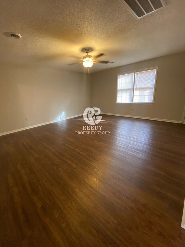 Building Photo - 138 Hidden Hill Rd