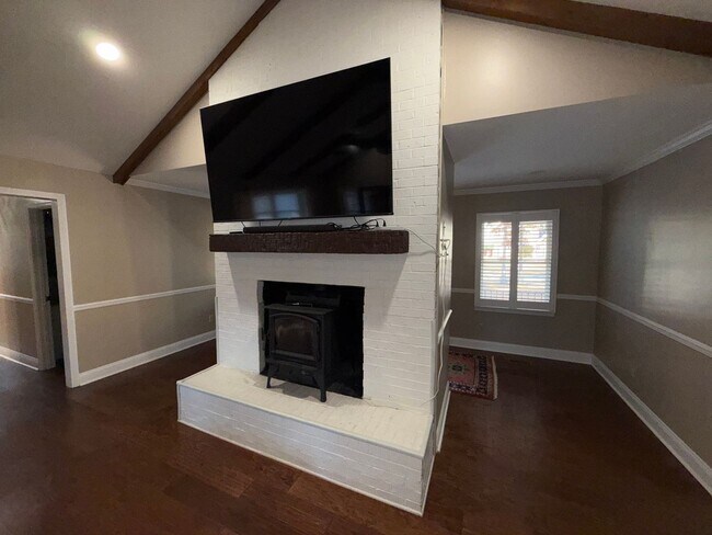 Building Photo - HOME FOR RENT IN ARAB, ALABAMA!