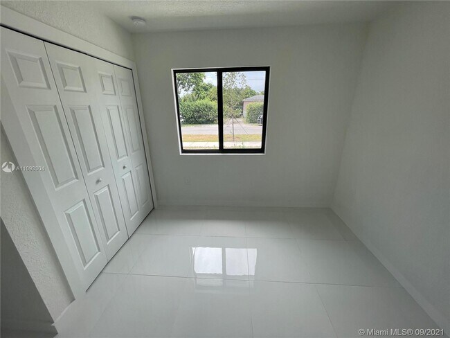 Building Photo - 298 NW 97th St