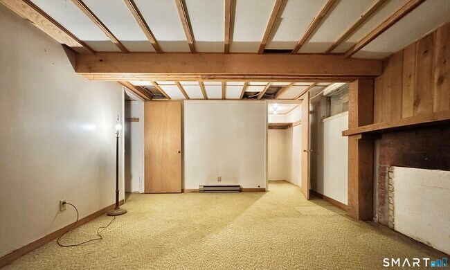 Building Photo - 107 Chestnut St