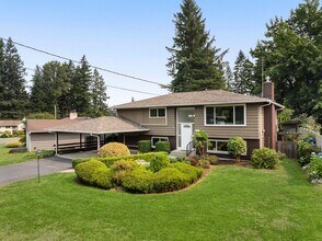 Building Photo - 5bd/3.5ba Bellevue Home