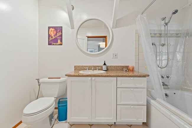 Building Photo - 232 Nevada St