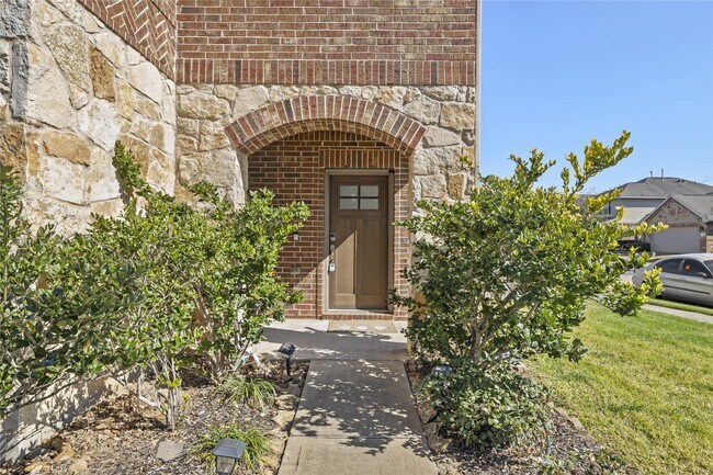 Building Photo - 13823 Double Branch Ln