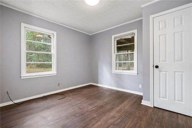 Building Photo - 3128 Club House Rd