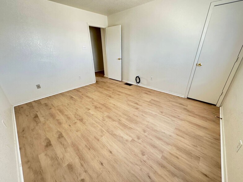 Building Photo - 3331 Chisholm Trail