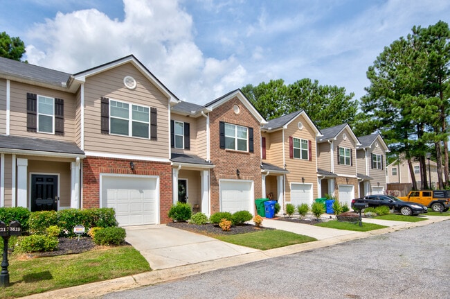 Building Photo - 3619 Brycewood Dr