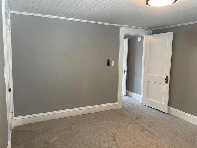 Building Photo - 3 BED, 1 BATH HOME IN ASHEBORO