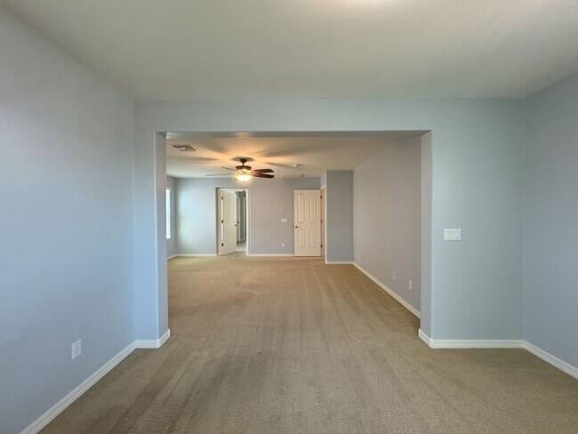 Building Photo - COMING SOON! LYONS GATE 5 BDRM + LOFT W CO...