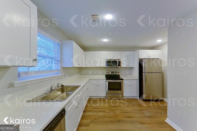 Building Photo - 148 Cottage Grove Rd