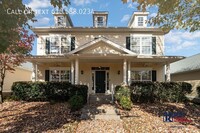 Building Photo - 1210 Olympia Pl