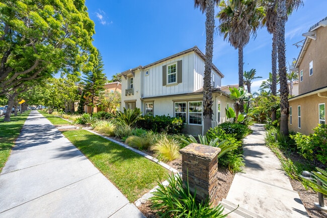 Building Photo - 1732 Wolf Canyon Loop