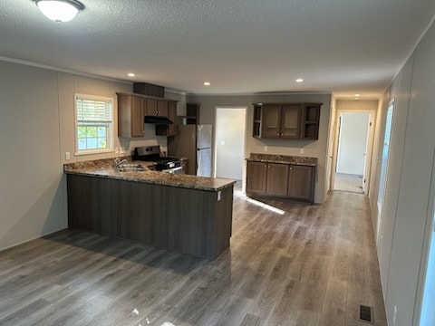 Building Photo - 7519 Dorr St