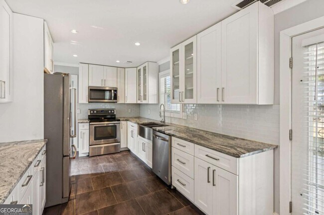 Building Photo - 2275 Eagle Pointe Ct NW