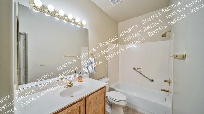 Building Photo - 3320 S Treasure Cove Pl