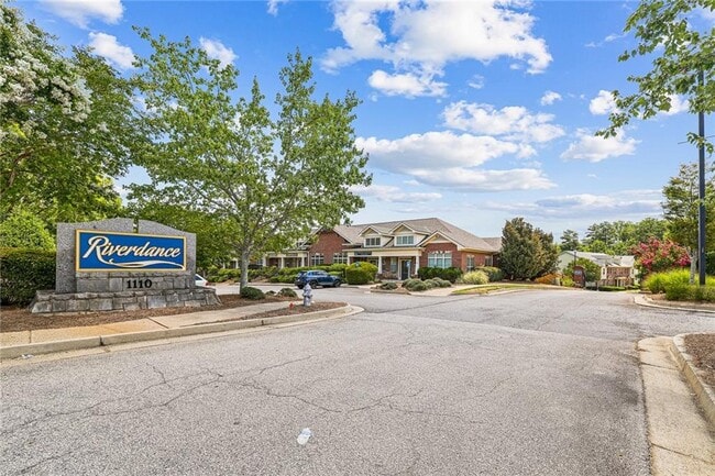 Building Photo - 771 Riverdance Dr