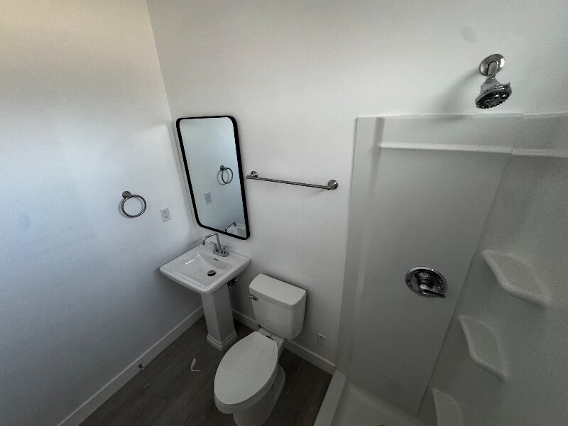 Building Photo - 1319 N Stoddard Ave