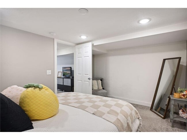 Building Photo - 5217 Minnetonka Blvd