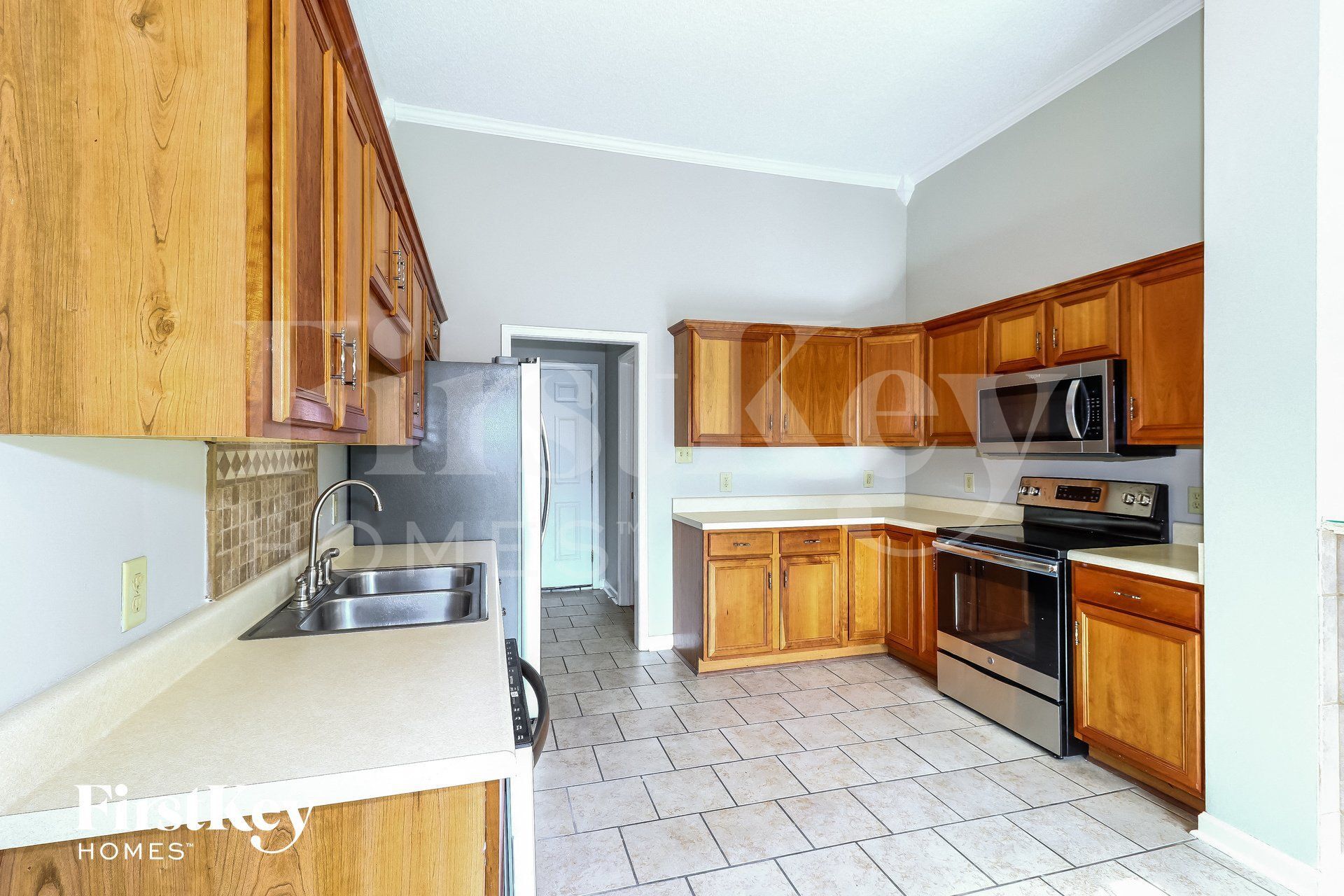 Building Photo - 7761 Shadow Hills Dr