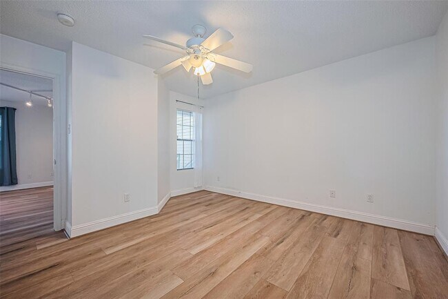 Building Photo - 2750 Holly Hall St