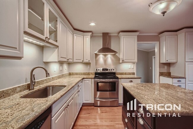 Building Photo - 3717 Smokerise Hill Dr