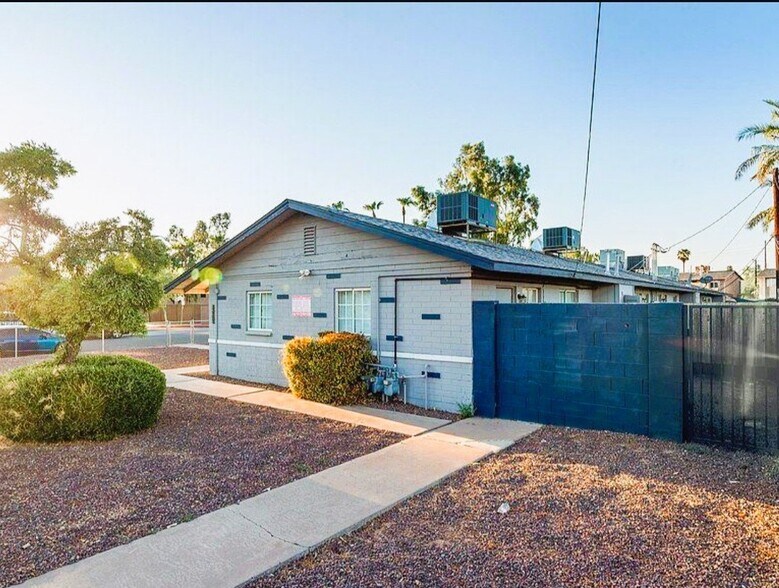 Building Photo - 3002 E McKinley St