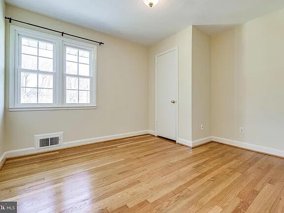 Building Photo - 5940 Lowell Ave