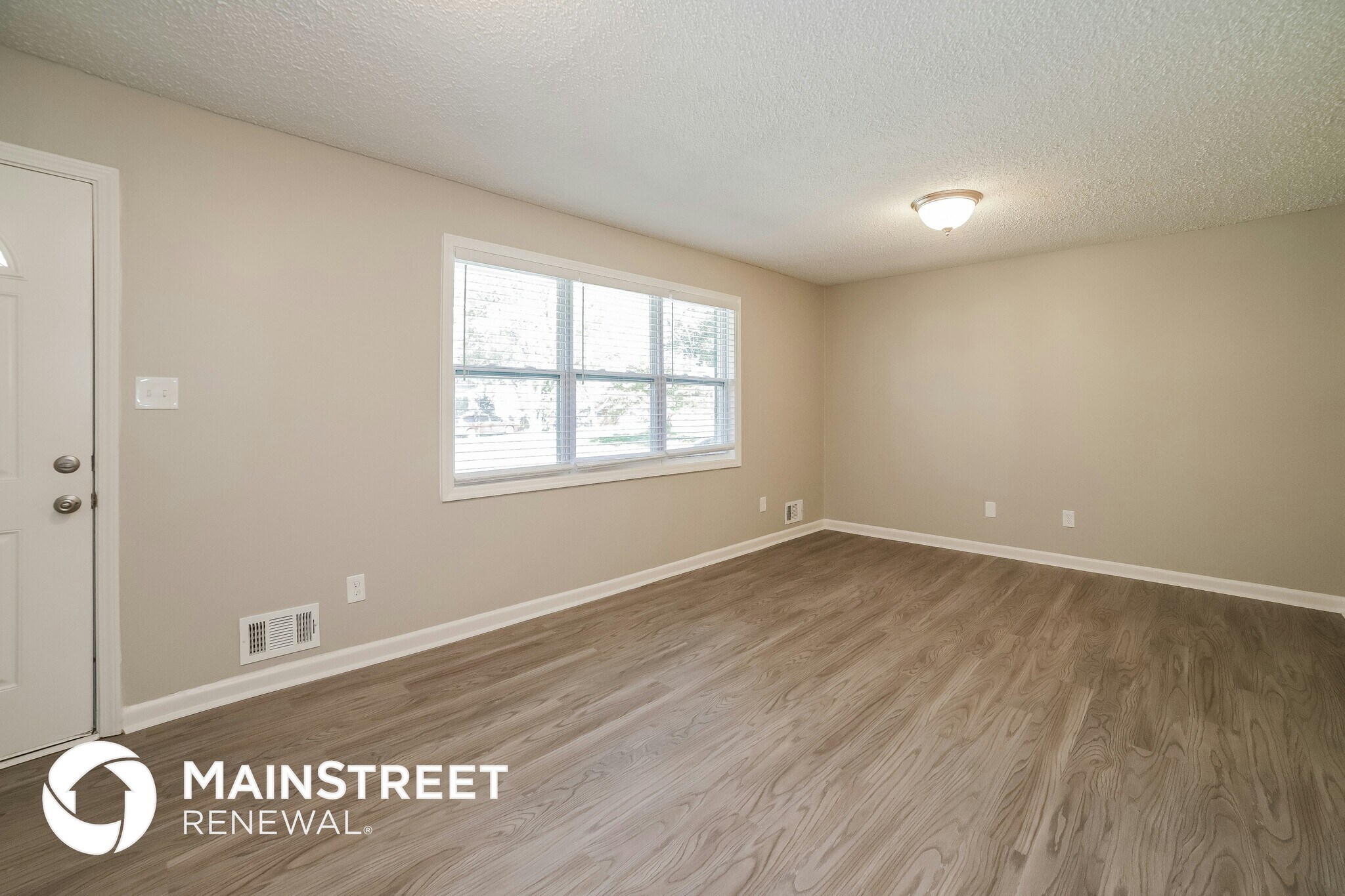 Building Photo - 8339 Reinosa Way